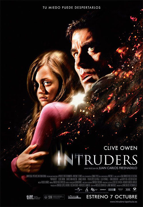 Cartel póster español de "Intruders" de Fresnadillo. Protagonizada por Clive Owen