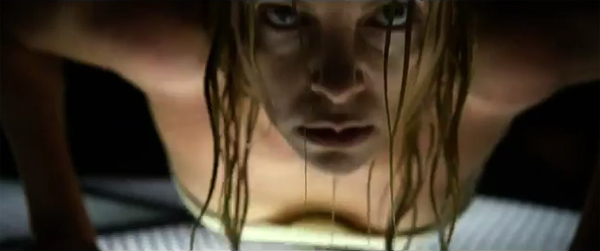 prometheus-ridley-scott-desnudo Imagen de "Prometheus". Semidesnudo de una enigmática Charlize Theron