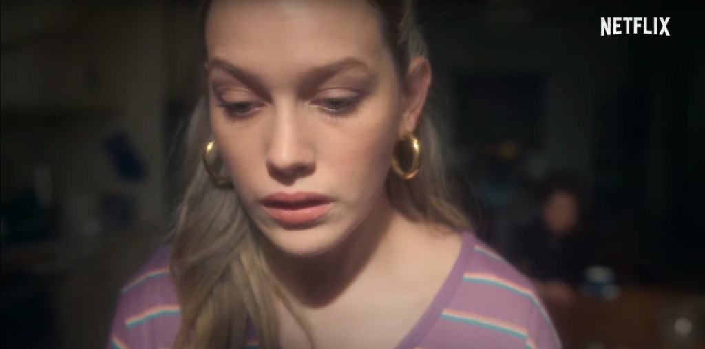 Victoria Pedretti en "La maldición de Bly Manor"