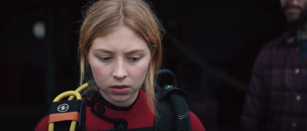 Hermione Corfield a punto de sumergirse en lo desconocido