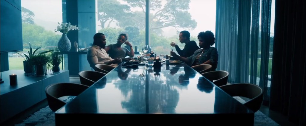 Imágenes de "El hechizo" (2020). La familia ha triunfado en la gran ciudad pero no puedes escapar de tus orígenes rurales