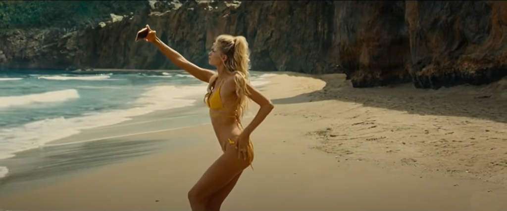 ¿Variación respecto al cómic o duplicamos el personaje? Imágenes de la película Tiempo